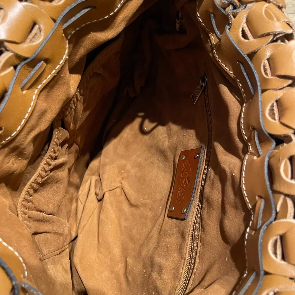 Patricia Nash Pisticci Chainlink Leather Shoulder Bag - Picture 5 of 6